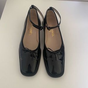 Chanel vintage interlocking CC Ballet Flats